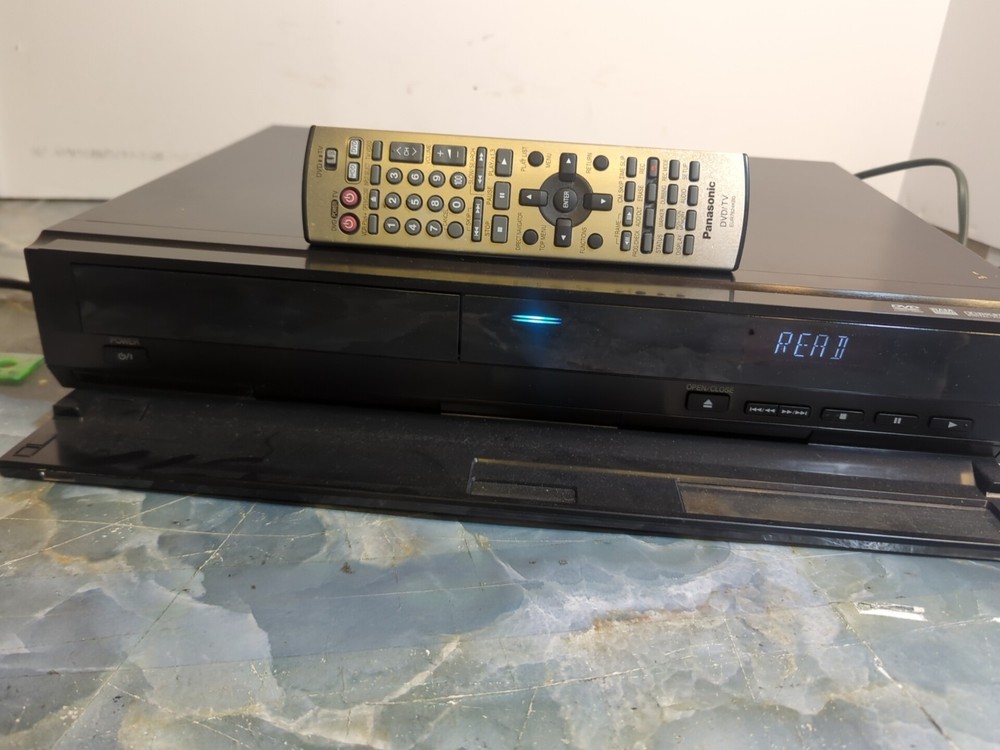 Panasonic DMP-BD10A Blu-Ray Player Complete With Remote!