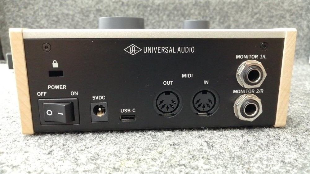 UNIVERSAL AUDIO VOLT176 Audio Interface
