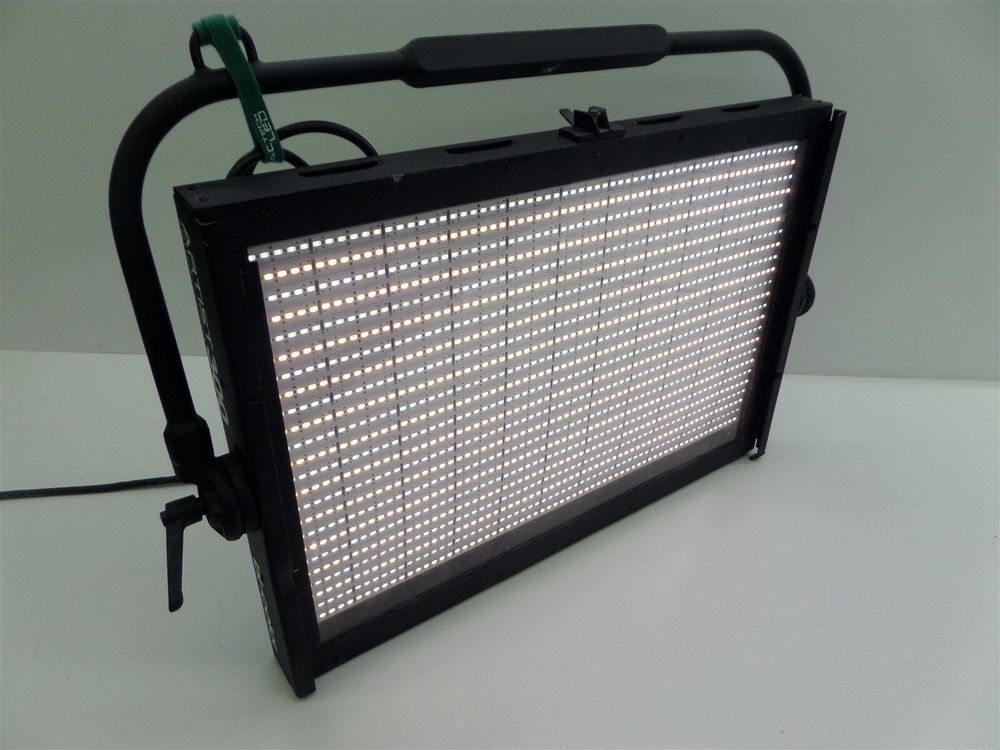 MacTech LED Artist Series 300BC Bi-Color Studio Light Panel