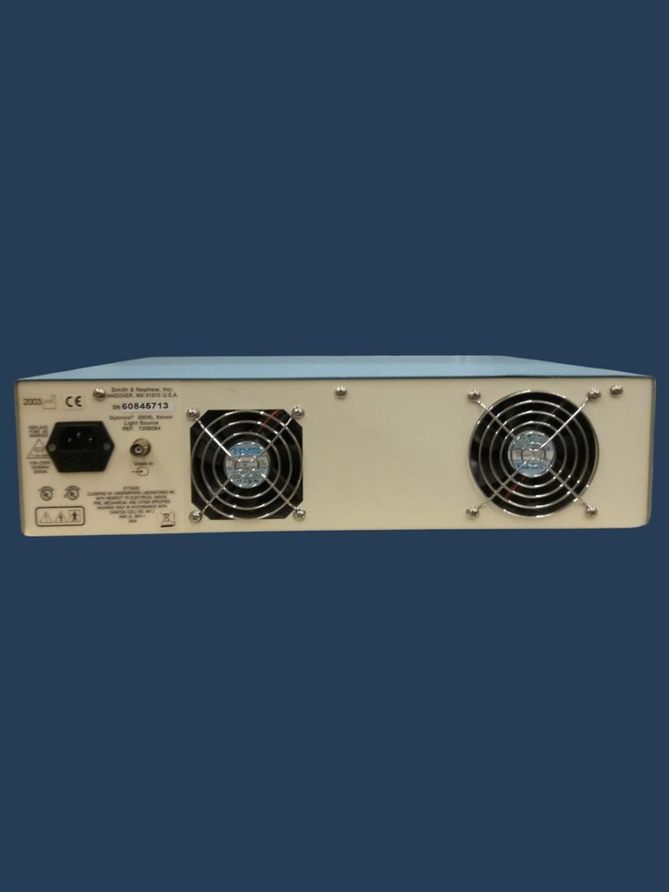Smith & Nephew Dyonics 300XL Xenon Light Source REF 7206084
