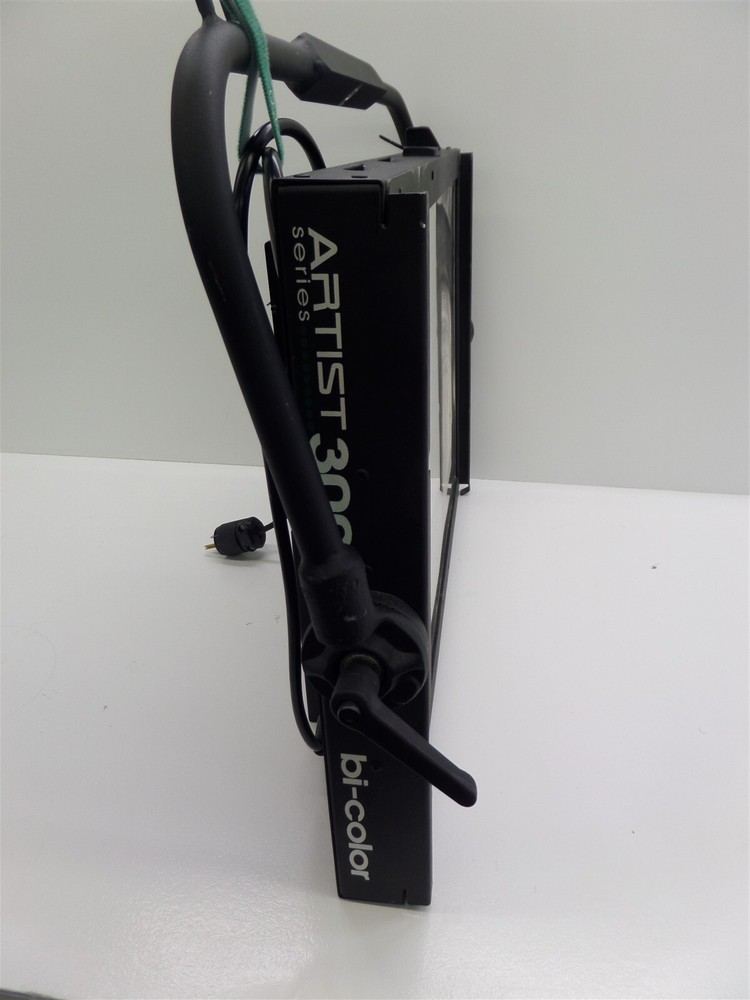 MacTech LED Artist Series 300BC Bi-Color Studio Light Panel