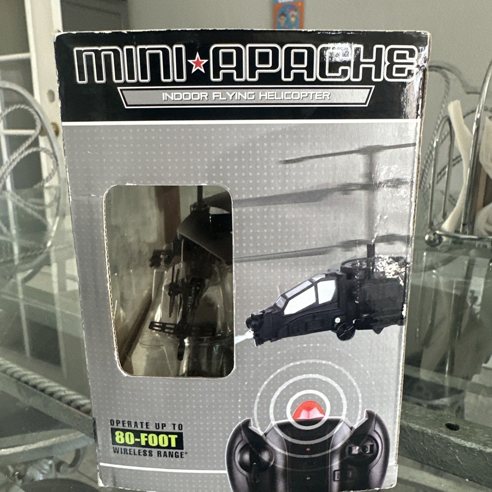 Mini Apache - Wireless RC - Indoor Flying Helicopter