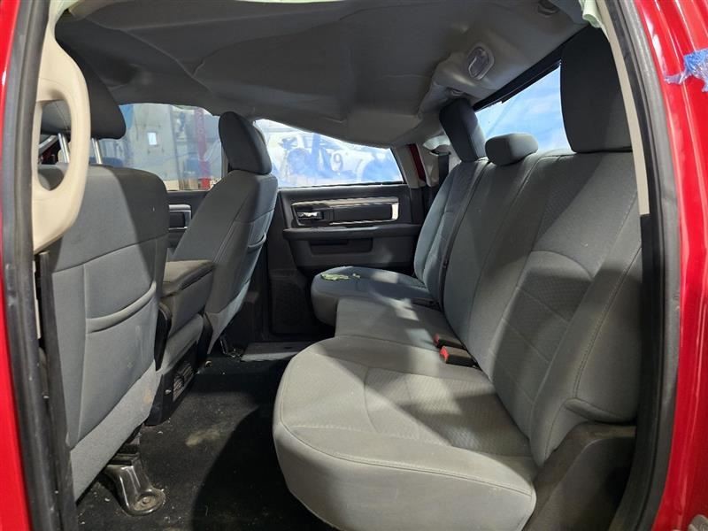 RAM1500 2013 Accessory Holders 587045