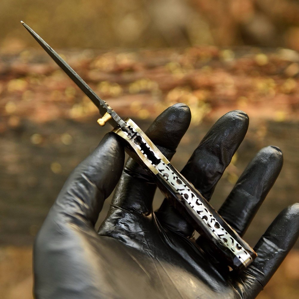 Handmade Damascus Folding Double Edge Blade Dagger Pocket Knife Ram Horn Handle