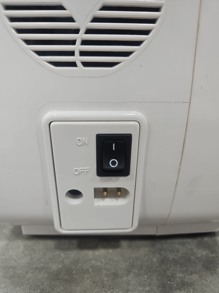 Janome Décor Computer DC3050 Computerized Sewing Machine