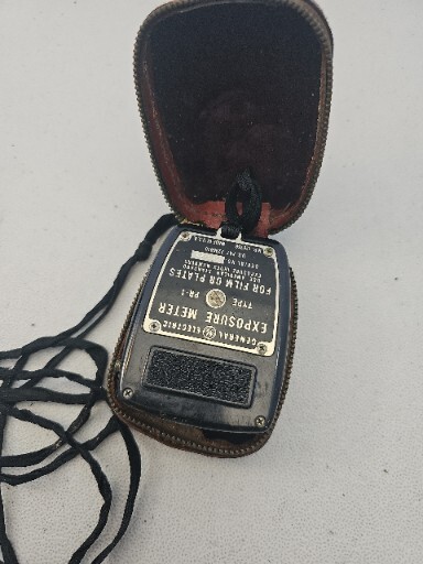 General Electric GE Exposure Meter Type PR-1 with Leather Case
