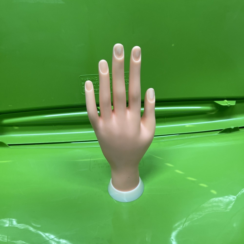 Nail Trainning Hand Flexible Soft Practice Plastic Mannequin Hand Nails