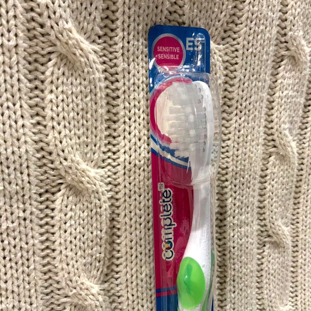 Oral B Complete Toothbrush Extra Soft Sensitive Bristles Green Handle