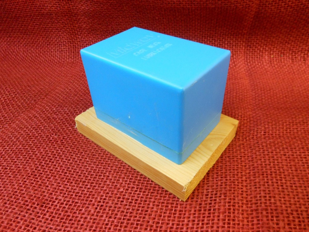 Vintage Midway Case Neck Lubricator