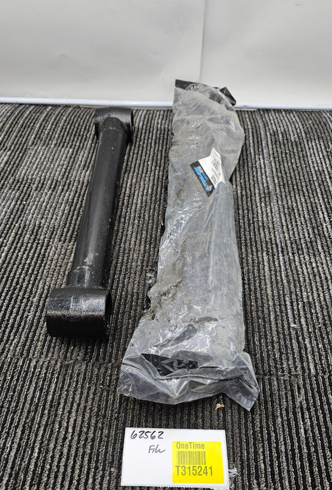 Automann TR031 Rigid Torque Rod Reyco Type
