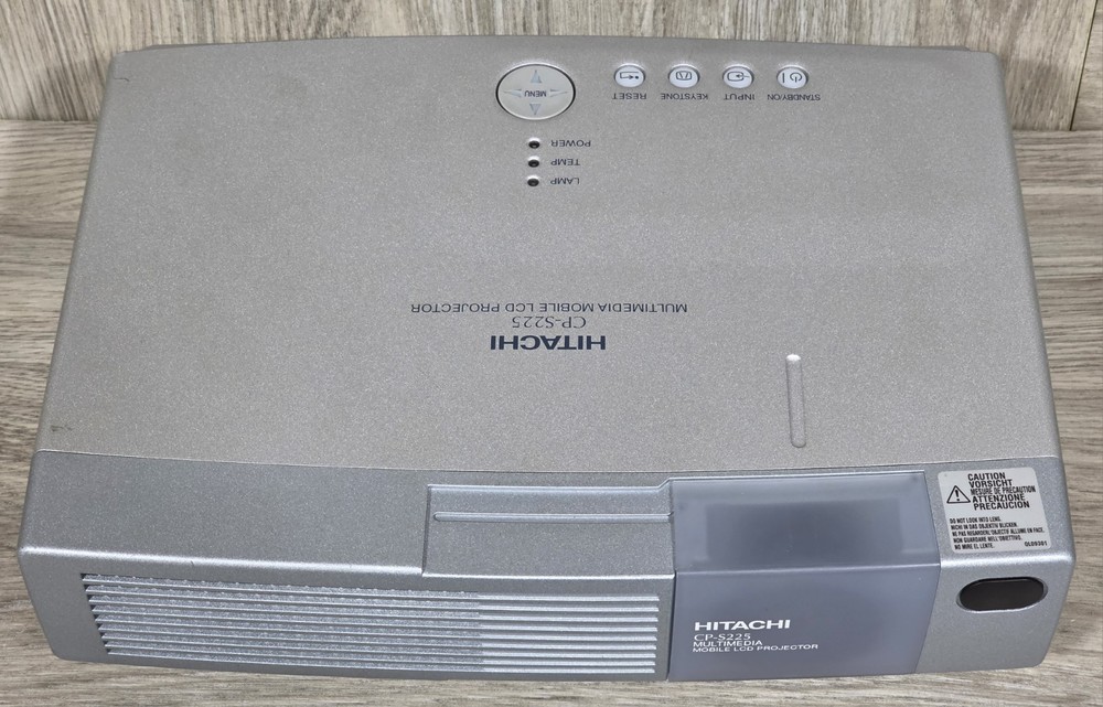 Hitachi CP-S225W Multimedia Mobile LCD Projector (Silver) - TESTED -