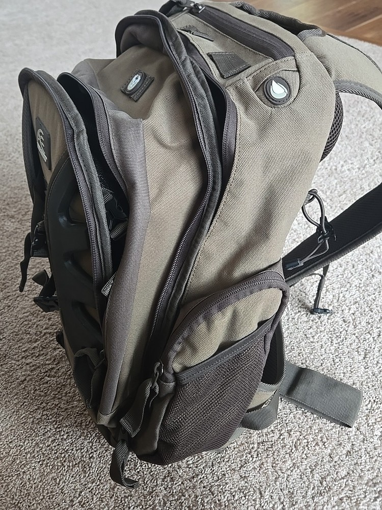 Insights The Element Backpack Daypack .