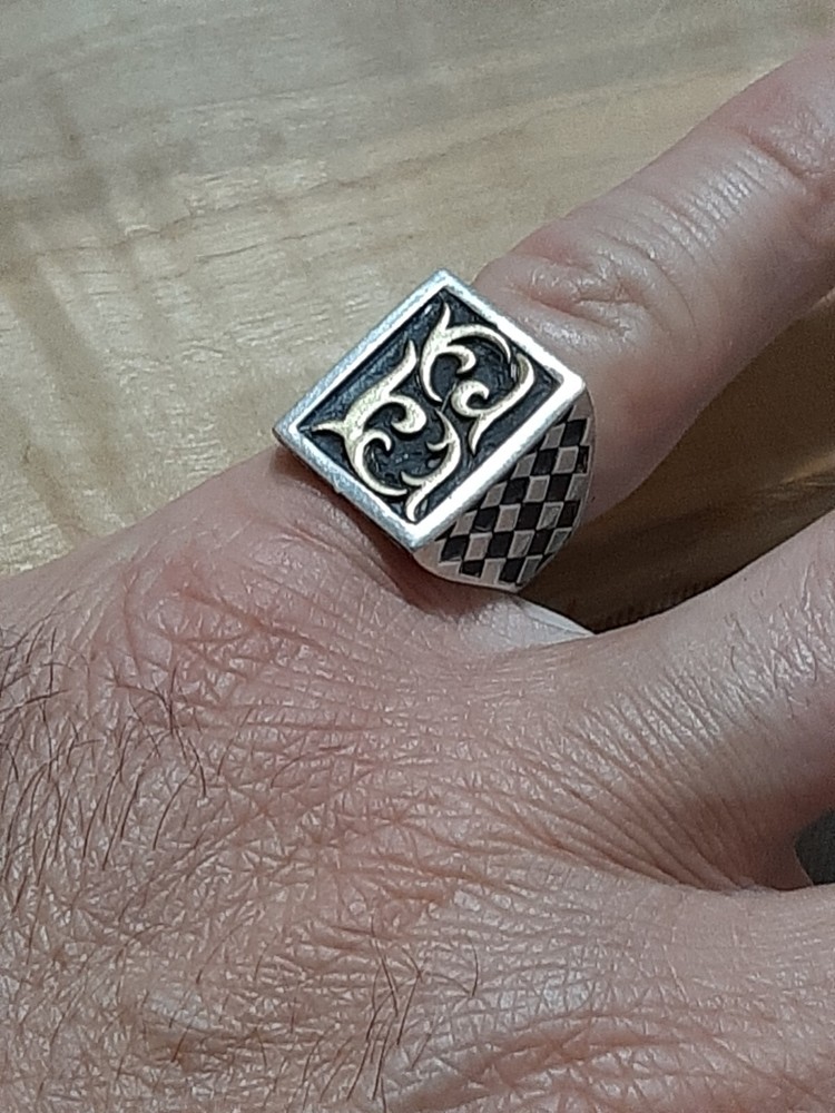 925 MENS SILVER ENGRAVED SOLITAIRE RING
