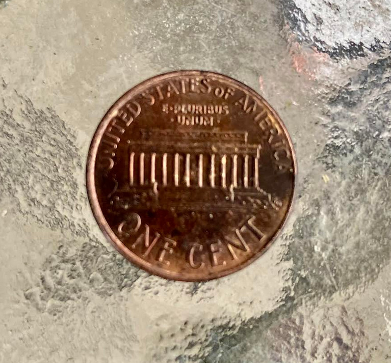 ONE CENT LINCOLN PENNY 2006 RARE NO MINT MARK CLOSE "AM" ERROR