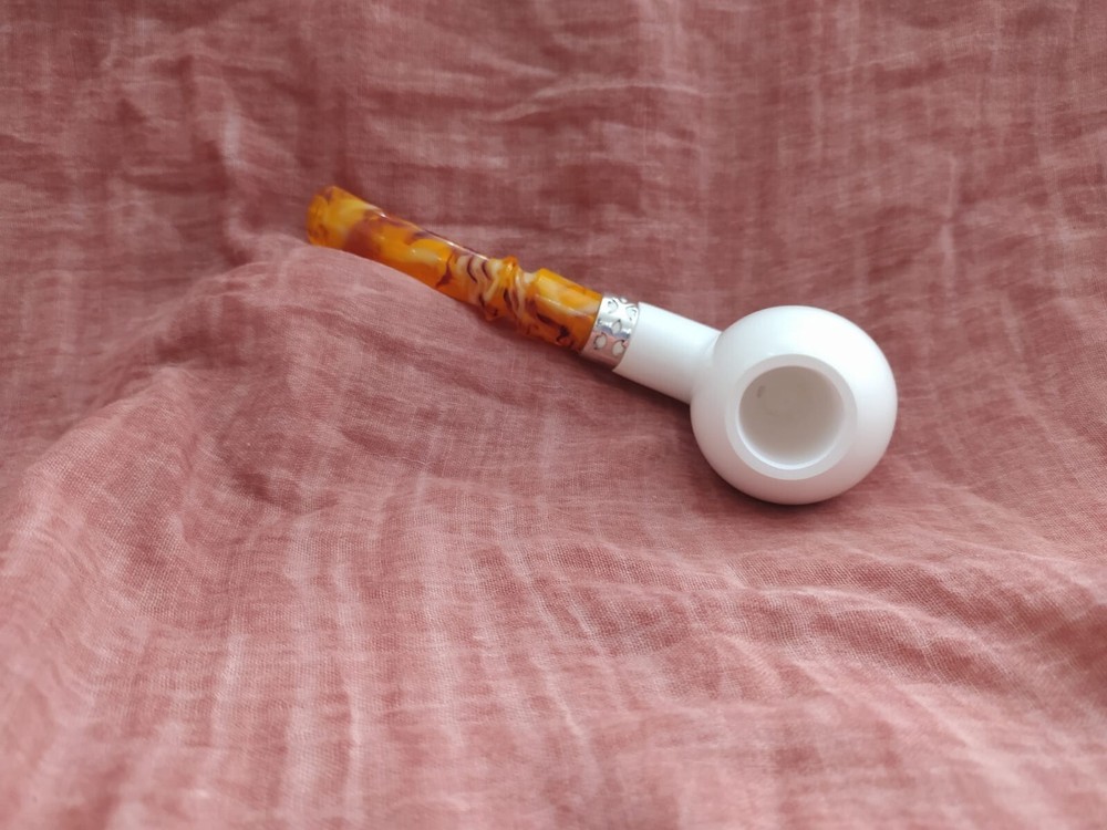 Apple Meerschaum Pipe with Fitted Case