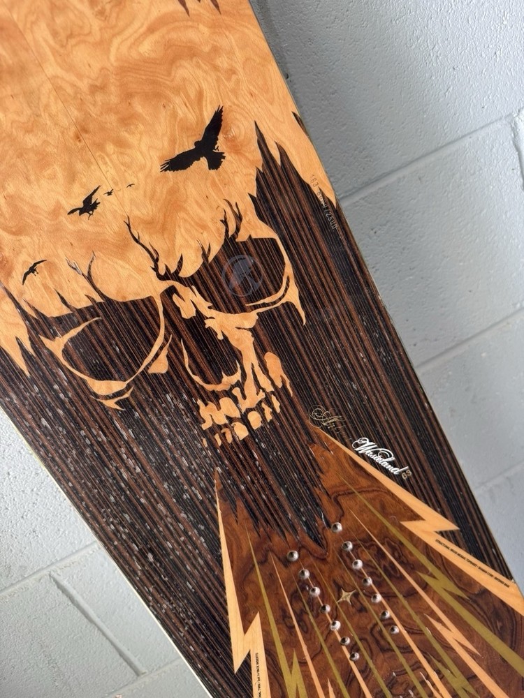 Arbor Snowboard The Skull
