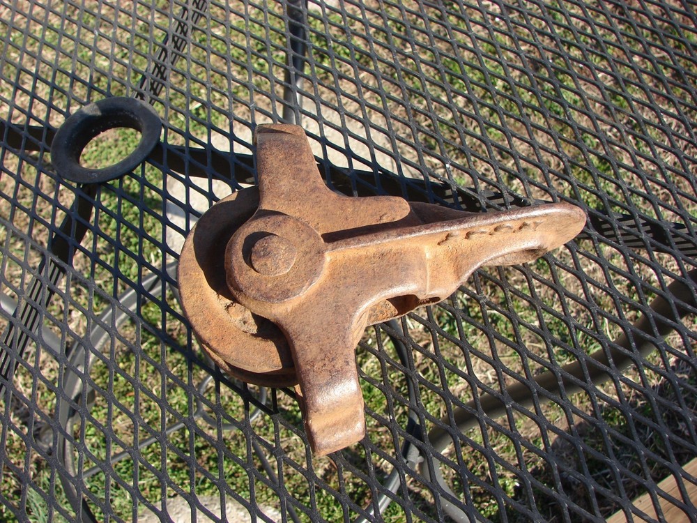 Unusual Pulley!! Marked:N637