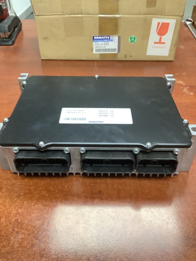 Komatsu ECM PCM Controller New 7830-74-9006