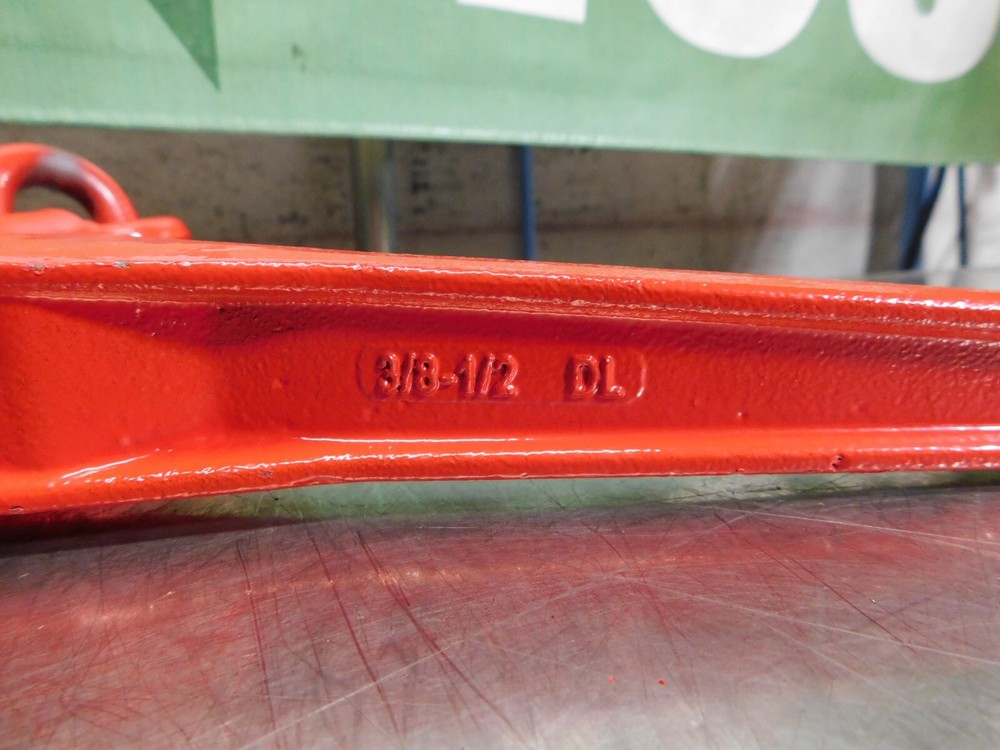 Pro-Grade Ratchet Loadbinder 9200 lbs Limit 3/8" - 1/2" Max Chain 48366