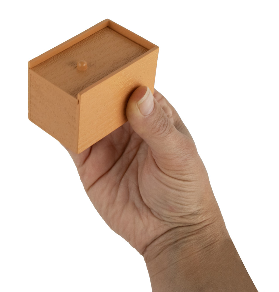 World's Smallest SPIDER BOX Scare Prank