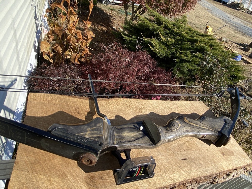 Bear Alaskan Compound Bow Heavy Draw Weight Beautiful Laminated Riser