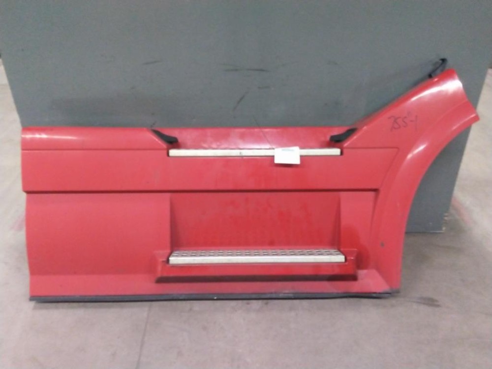 For 2017 VOLVO VNL SIDE FAIRING Right ,  IL