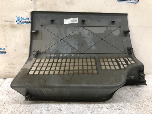 2014-2027 Kenworth T880 KICK Dash Panel - Used