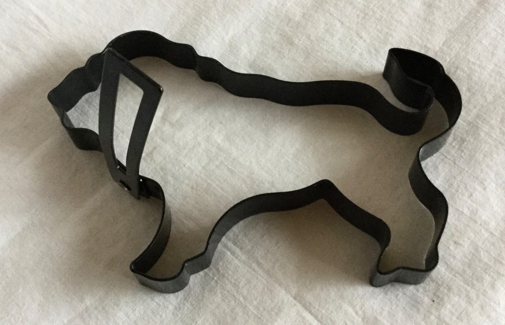 Metal Lion Shaped Egg Pancake Ring With Adjustable Handle