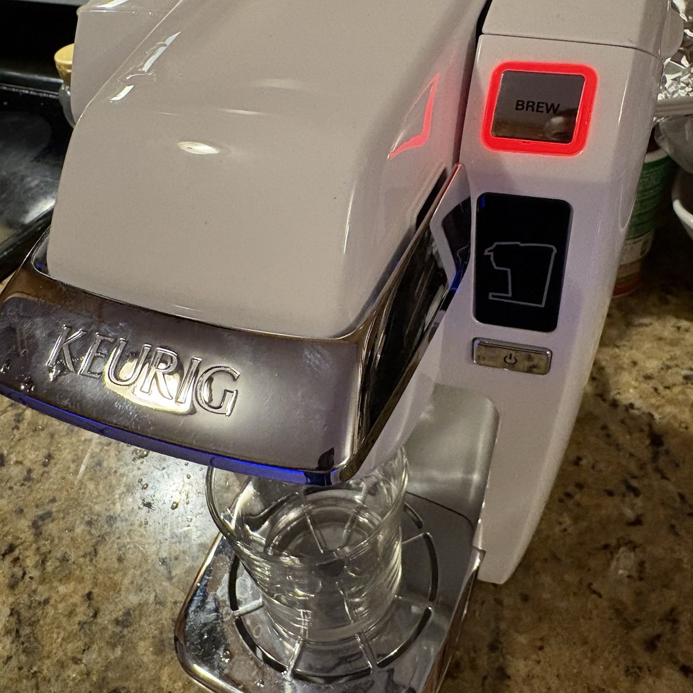Keurig Coffee Maker Model K10 Arctic White Single Cup TESTED
