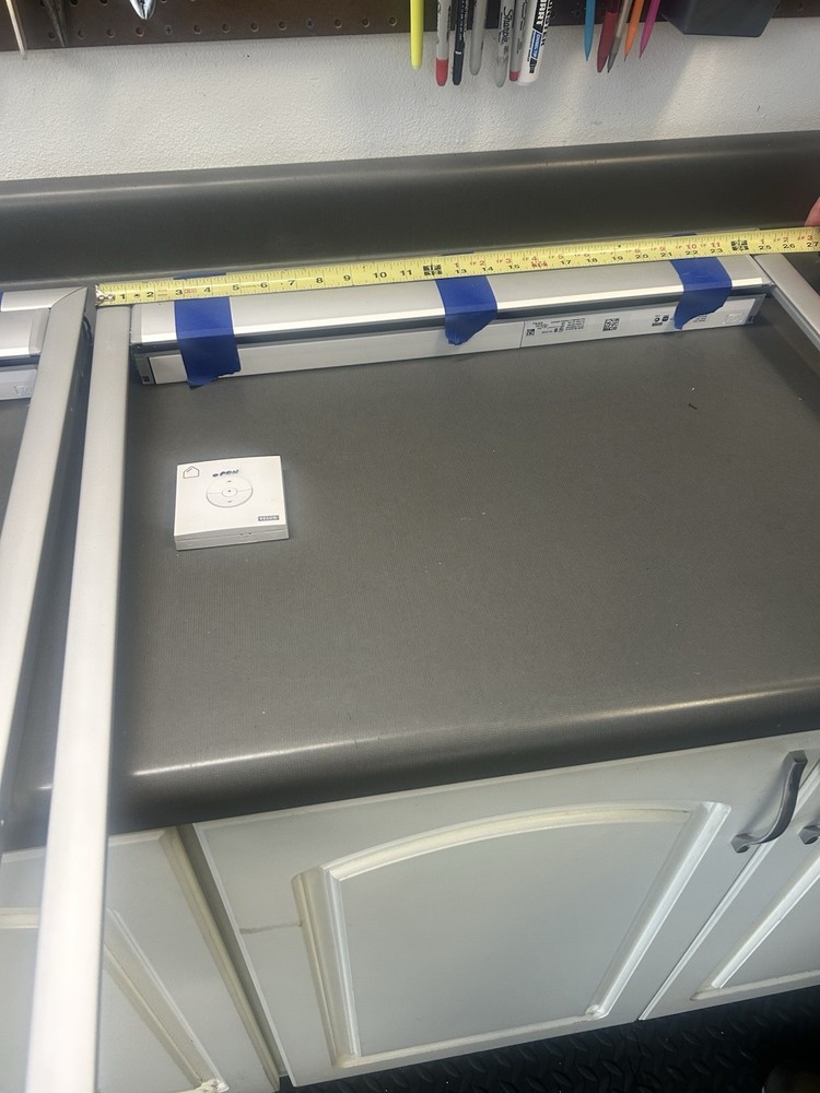 velux bd-ia001-01 Skylight Blinds Solar Powered Remote Controlled White