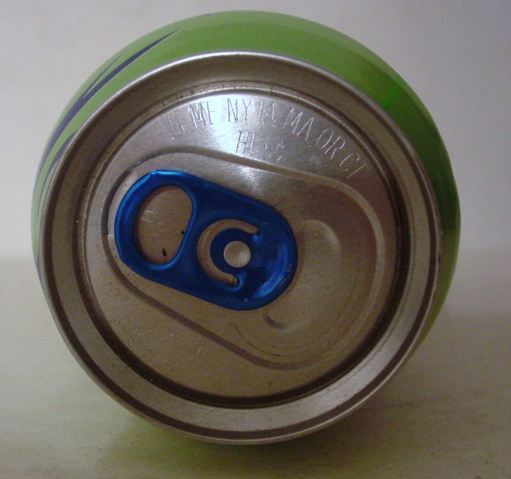 2012 16 oz.. RED RAIN ENERGY DRINK CAN ( DOWNPOUR ) BOTTOM OPENED!