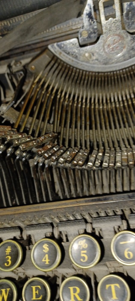 smith corona sterling typewriter, Floating Hard (To Read), Smith