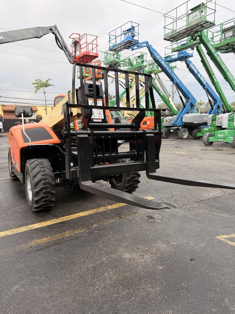 2018 JLG G5-18 TELEHANDLER