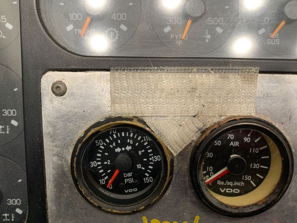 1999 Kenworth T2000 Gauge Panel (716-10191)