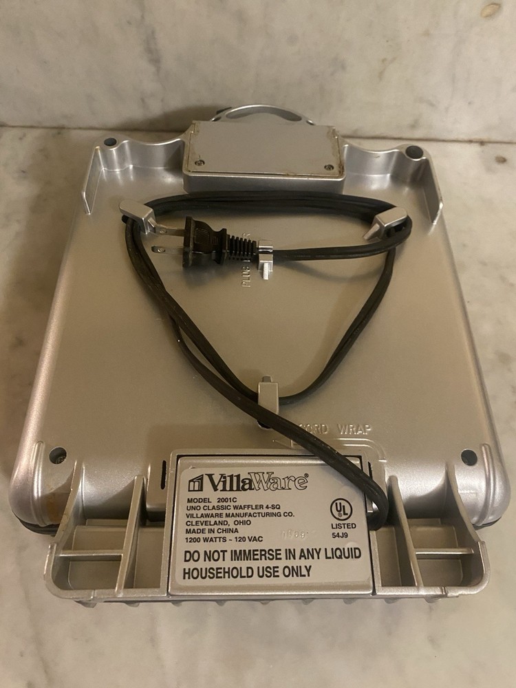 VillaWare Uno Classic 4-Square Breakfast Waffle Maker Model 2001C Tested & Works