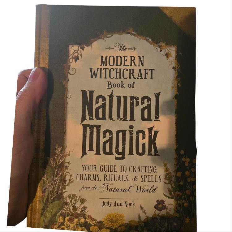 Modern Witchcraft Book Of NATURAL Magick