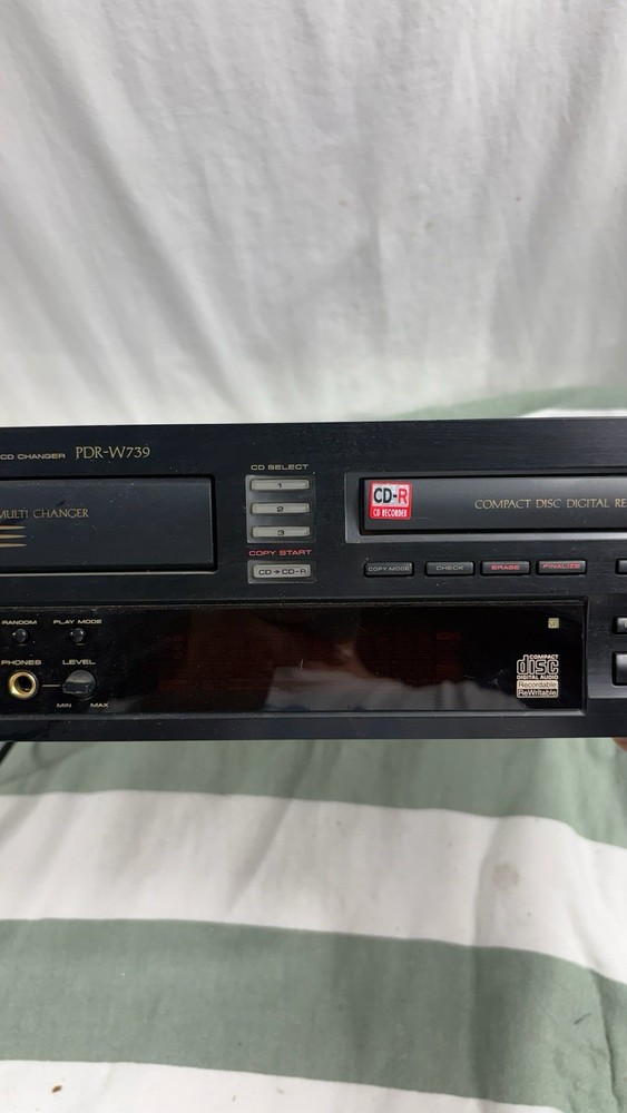 Pioneer PDR-W739 Compact Disc Recorder & Multi-CD Changer