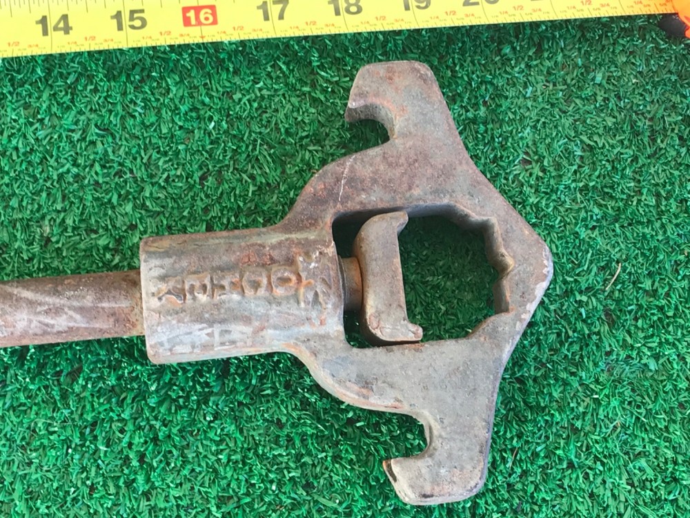 Akron Adjustable Fire Hydrant Hose Wrench Universal Spanner