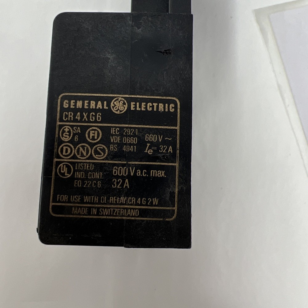 General Electric CR4XG6 Base/Din Rail Mount Adaptor