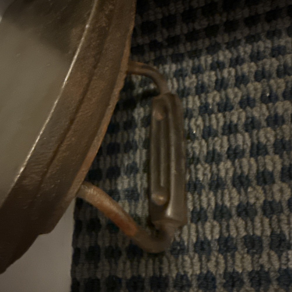 Antique Cast Iron #5 Williams & Son, Chagrin Falls, *Flat Iron Solid Handle