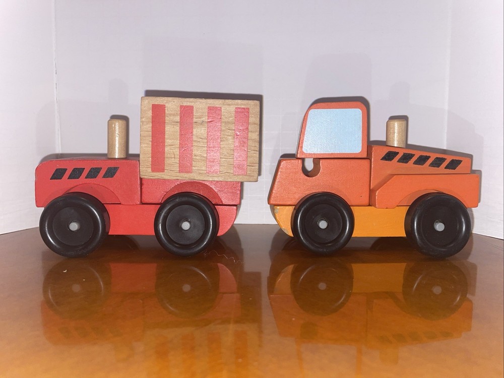 Melissa & Doug Wood Stacking Construction 4 Complete 2 Partial. 6 Total.