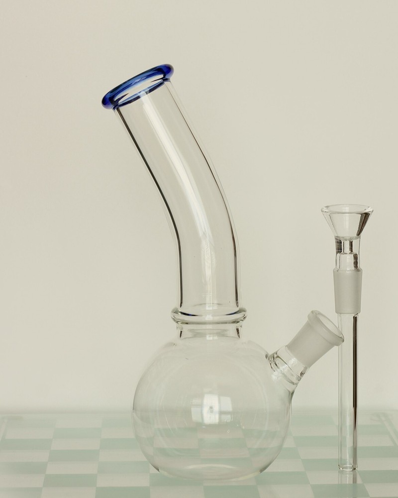 Bubble Base Water Pipe 8" Tall with colored mouth piece Blu with EZ Loader