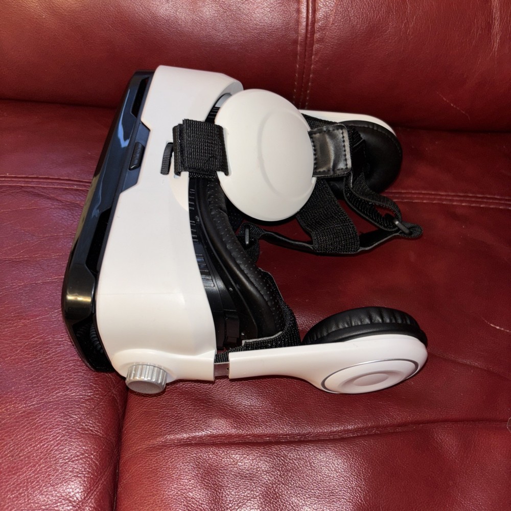Virtual Reality Headset New Never Used