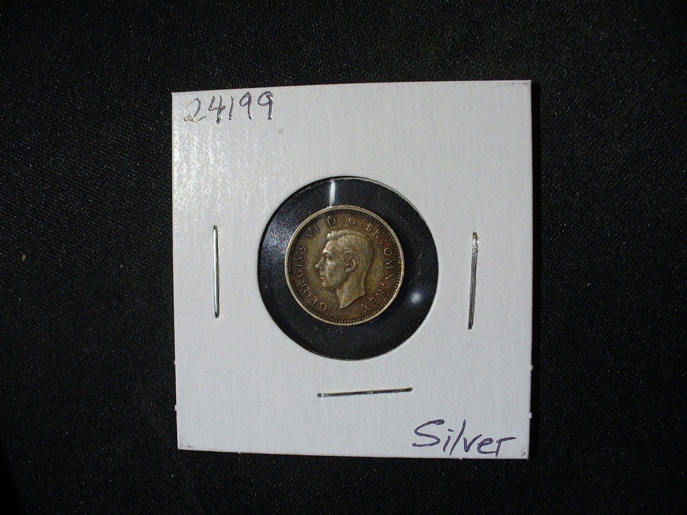 Silver Great Britain 1942 Three Pence Coin