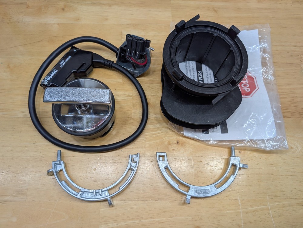 CCKIT-00A Insinkerator Cover Control Accessory Kit with Cord New OEM