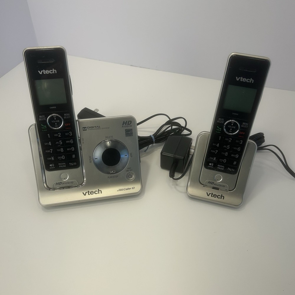V tech Cordless 2 Phone System LS6426 Base Answering Machine