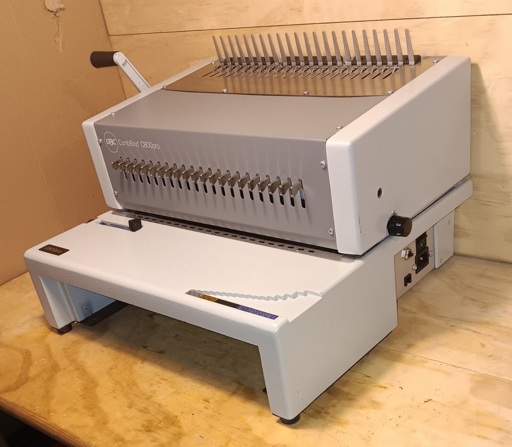 GBC CombBind C800PRO Electric Binding Machine, Binds 500 Sheets, Punches 25