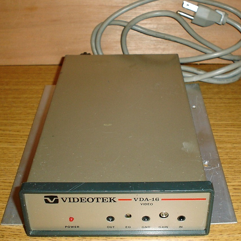 Videotek VDA-16 Video Distribution Amplifier