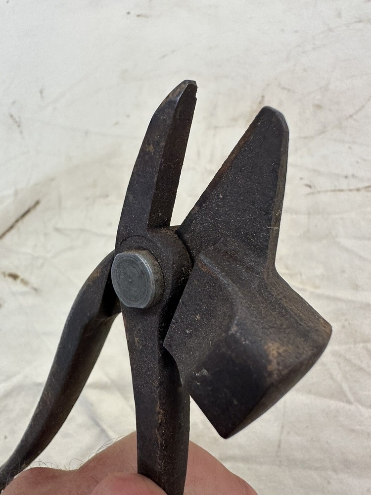 Vintage Iron Tin Snips/Muli-metal Working Tool
