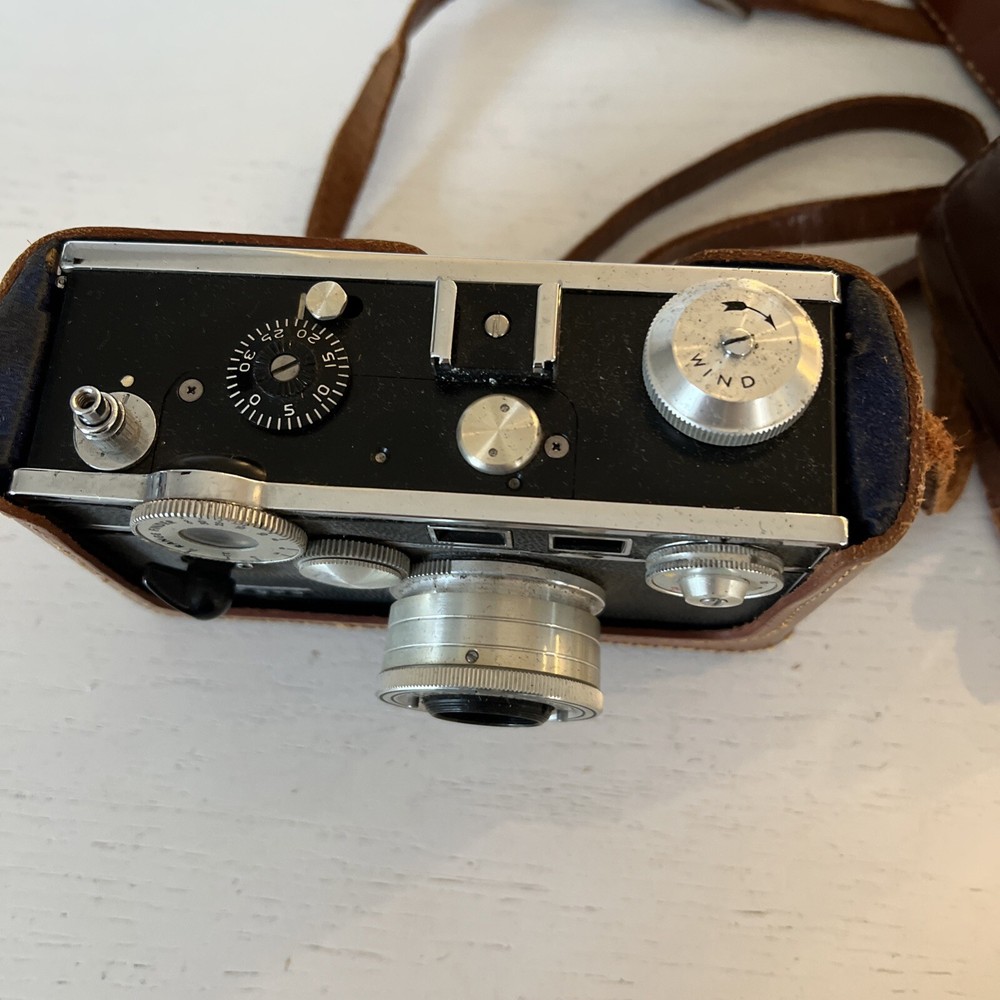 ARGUS C2 'Brick' Vintage Camera With Case And Light Meter